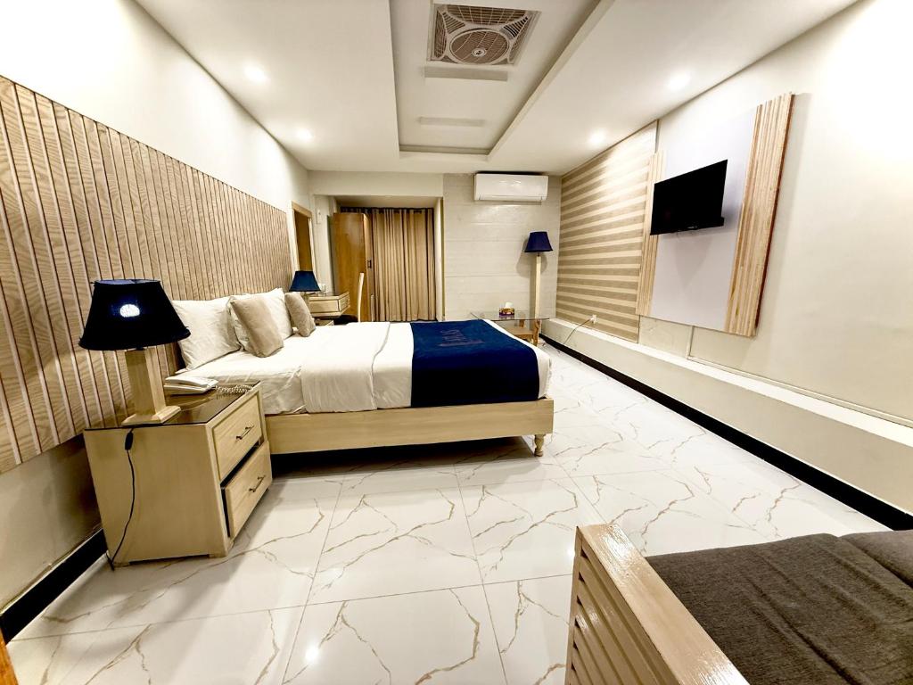 Room Gallery Image 9